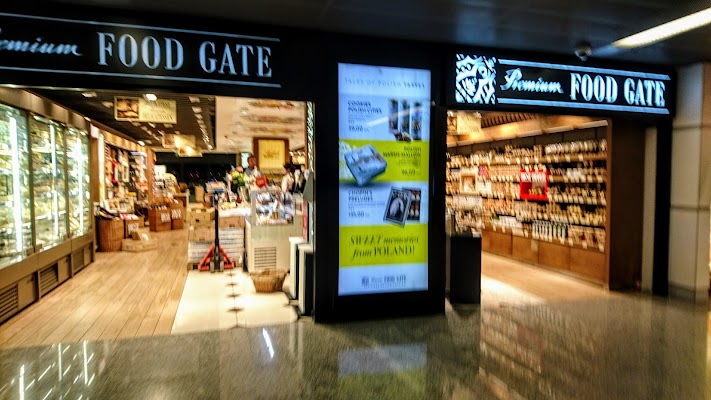 premium-food-gate
